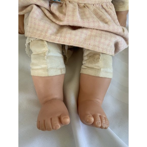 Vintage Gotz doll 17” vinyl doll Baby Original Clothes open/close eyes Cutie - Picture 8 of 11